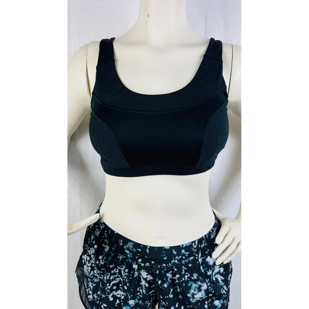 Gymshark Textured Panel Cross‎ Back Sports Bra Black Small
